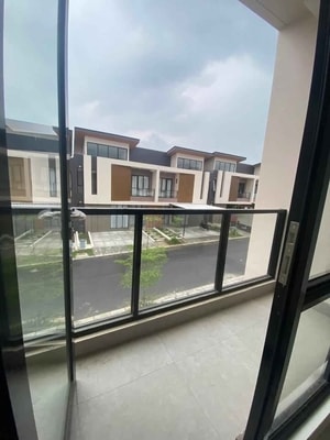 Rumah 2 Lantai Bergaya Jepang Depan AEON 4 Kamar Tidur — Tipe Hanamizuki Savasa Deltamas