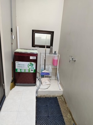 Rumah Disewakan atau Dikontrakkan Semi Furnish di Deltamas Cikarang Pusat Cluster de Silva Dekat Naraya dan Kawasan GIIC KITIC