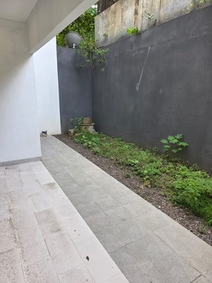 Dijual Rumah Cluster Beverly Lippo Cikarang 3+1 Kamar Tidur Rapi Siap Huni