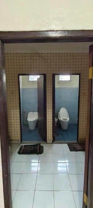 Jual Gudang Jababeka Cikarang Luas 2000 Meter Murah | Exera foto kamar mandi