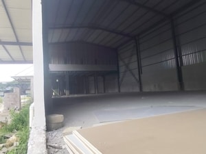 area-parkir-luas-gudang-cikarang