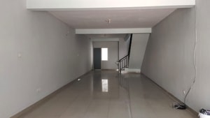 Sewa Ruko di Lippo Cikarang Cosmo 2 Lantai | Harga 85 Juta Nett area lantai 1