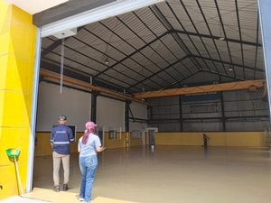 Foto Gerbang Disewakan Gudang Pamanahan Cikarang Luas 1.200 m² Akses Kontainer 20 Feet