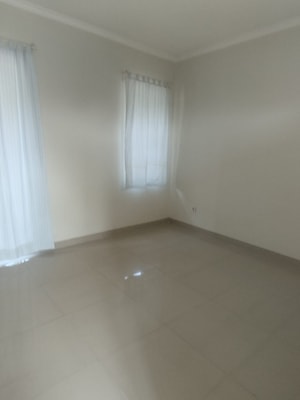 Rumah di Sewakan di Lippo Cikarang Cluster Ambrosia Non Furnish 2KT Rapi Siap Huni