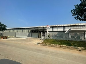 Sewa Gudang Lippo Cikarang Kawasan Industri Delta Silicon Hook Bangunan Baru Rapi Siap Pakai