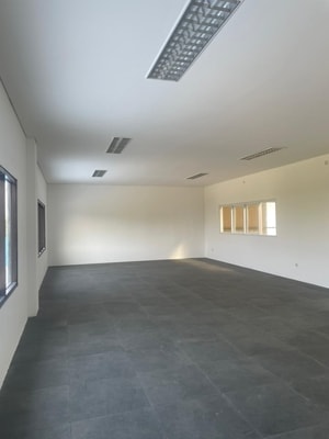 Sewa Gudang Lippo Cikarang Kawasan Industri Delta Silicon Hook Bangunan Baru Rapi Siap Pakai