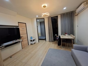 Take Over Rumah Waterfront Uptown Lippo Cikarang 2 Lantai 2 Kamar Tidur