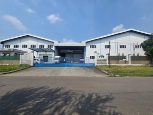 Jual Pabrik Cikarang di Kawasan Industri Delta Silicon Lippo Cikarang Luas 3500 Murah Rapi Siap Huni