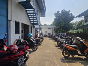 Jual Pabrik Cikarang di Kawasan Industri Delta Silicon Lippo Cikarang Luas 3500 Murah Rapi Siap Huni