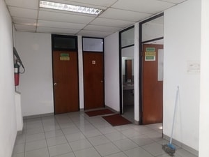 Foto Area Toilet Sewa Gudang Delta Silicon Lippo Cikarang 5000 Meter Kabupaten Bekasi | Exera