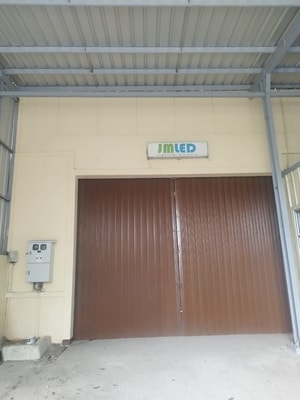 Gerbang dari Luar Gudang Dijual Jababeka Cikarang Luas 400Meter Siap Pakai | Exera.id