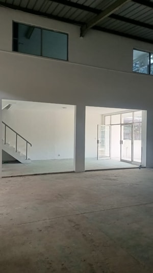 gudang logistik cikarang