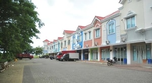 ruko investasi deltamas bekasi