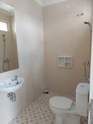 Interior rumah siap huni sewa Lippo Cikarang