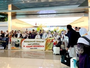 paket-haji-khusus-surabaya