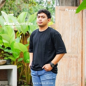 Kaos Polos Oversize Premium by Treez - Hitam