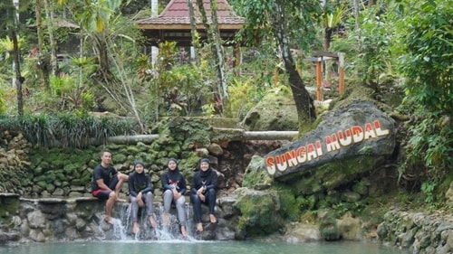 TAMAN SUNGAI MUDAL : MATA AIR DI TENGAH HUTAN KULON PROGO