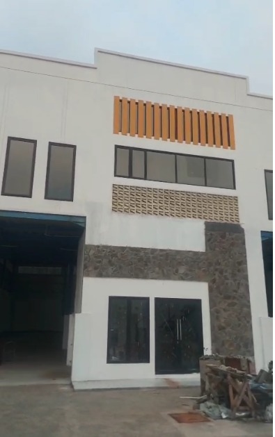 Gudang Dijual di Bekasi Narogong Pangkalan 2 Murah Rapi Siap Pakai Akses Kontariner 40Feet