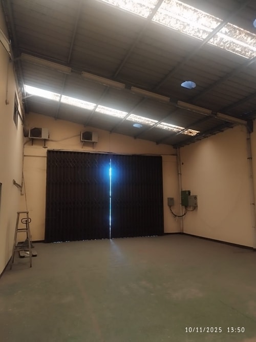 Gerbang Gudang Dijual Jababeka Cikarang Luas 400Meter Siap Pakai | Exera.id