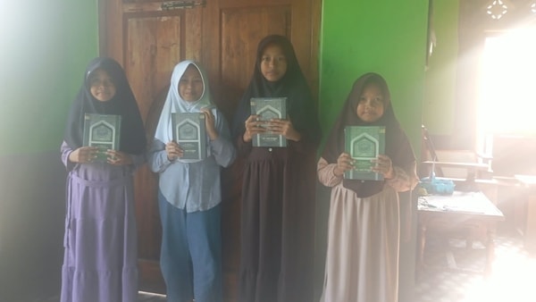 Penyaluran Titip Wakaf Quran & IQRO