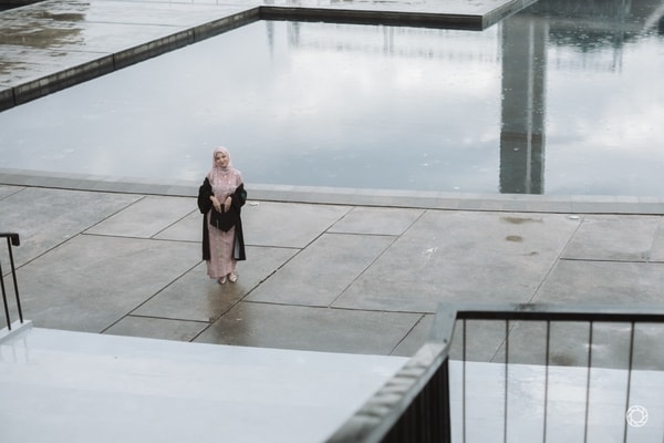 Riza Adzkia Graduation Session at LAPANGAN BANTENG