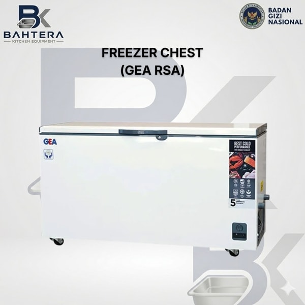 freezer chest gea rsa, freezer mbg, freezer makanan bergizi gratis, freezer chest kapasitas besar, freezer catering, freezer dapur sekolah, freezer komersial, freezer industri, chest freezer gea, freezer penyimpanan daging, freezer bahan makanan, freezer dapur komunal, freezer central kitchen, freezer hemat energi, freezer stainless kitchen, peralatan dapur mbg, freezer untuk catering, freezer makanan beku, freezer gea indonesia, baht era kitchen equipment