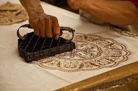 Teknik Pembuatan Batik: Dari Batik Tulis hingga Batik Cap