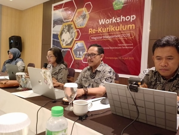 Workshop Re-Kurikulum Magister Manajemen 2025