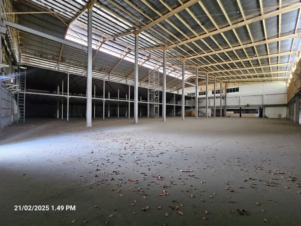 Foto dalam gudang dijual Gudang MM2100 Cibitung Bekasi Luas 7508 Meter Murah | Exera