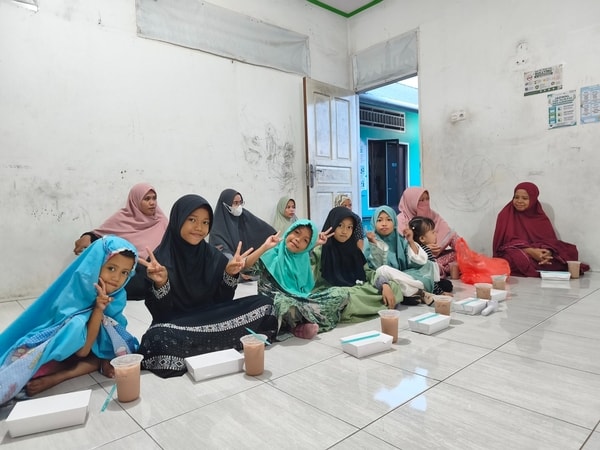 Ukhuwah Menguat! Almarhamah Gelar Buka Puasa Tasu'a Bersama