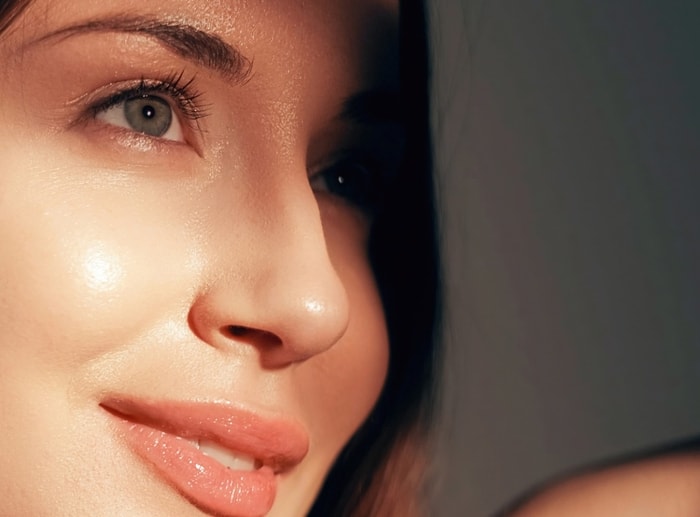 Kulit Glowing Bukan Mimpi, Ini Rahasia Minumannya!