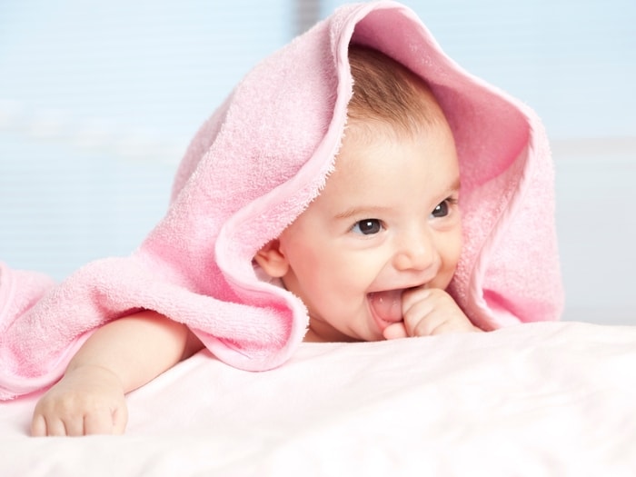 Tips Stimulasi Bayi 1 Bulan untuk Kemampuan Motoriknya