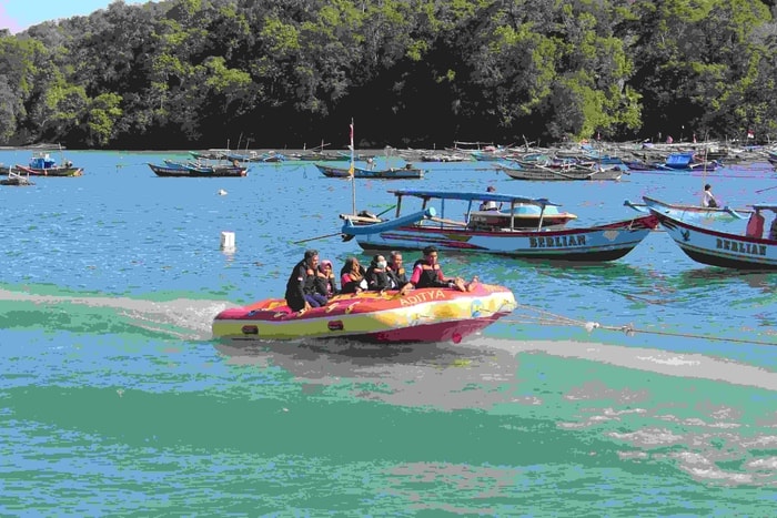 https://griyaorganizer.id/product/paket-watersport-pangandaran