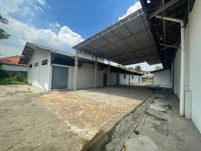 Sewa Gudang Cikarang Jalan Utama Pantura 2000 / 3800 Meter Siap Pakai