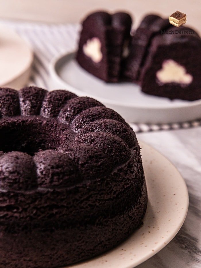 Steamed Black Glutinous Rice Cake
