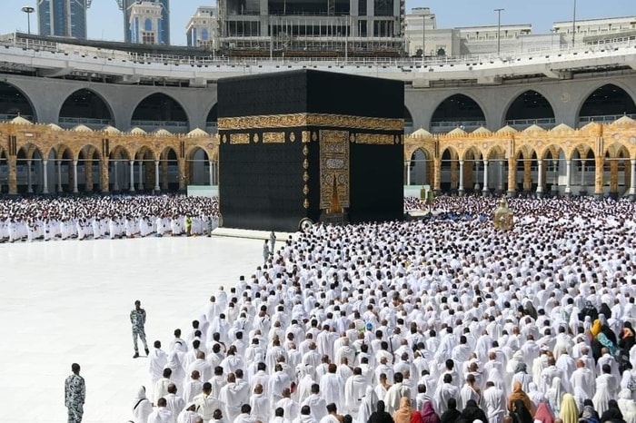 Paket Haji Plus Alhijaz Surabaya Jawa Timur: Biaya Resmi, Fasilitas, dan Layanan Terpercaya