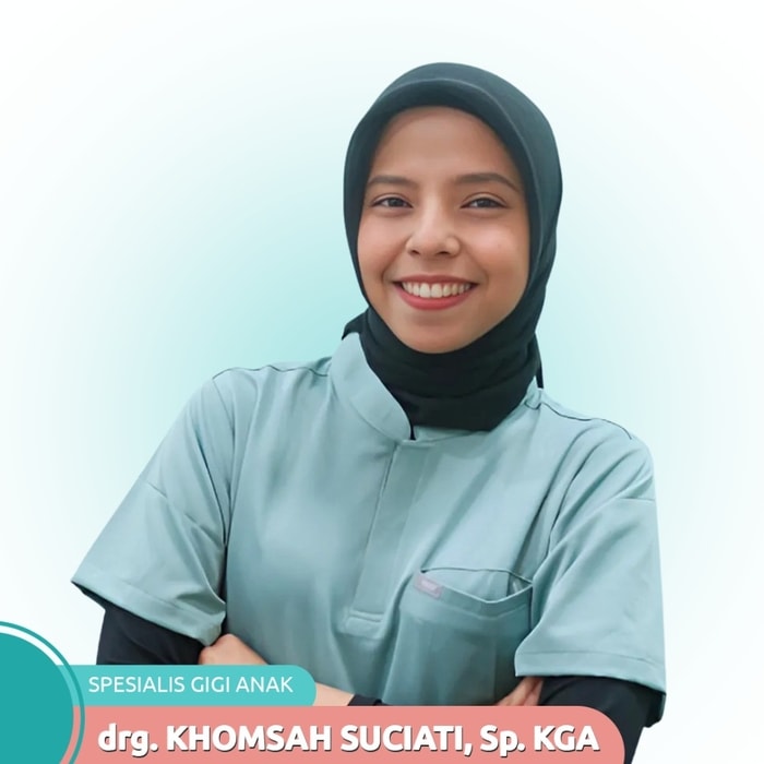 drg. Khomsah Suciati, Sp.KGA