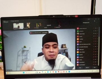 Mendampingi Tanpa Menghakimi, Kajian Wali Santri RTQ Khairukum Ajak Orang Tua Hadir Sepenuh Hati
