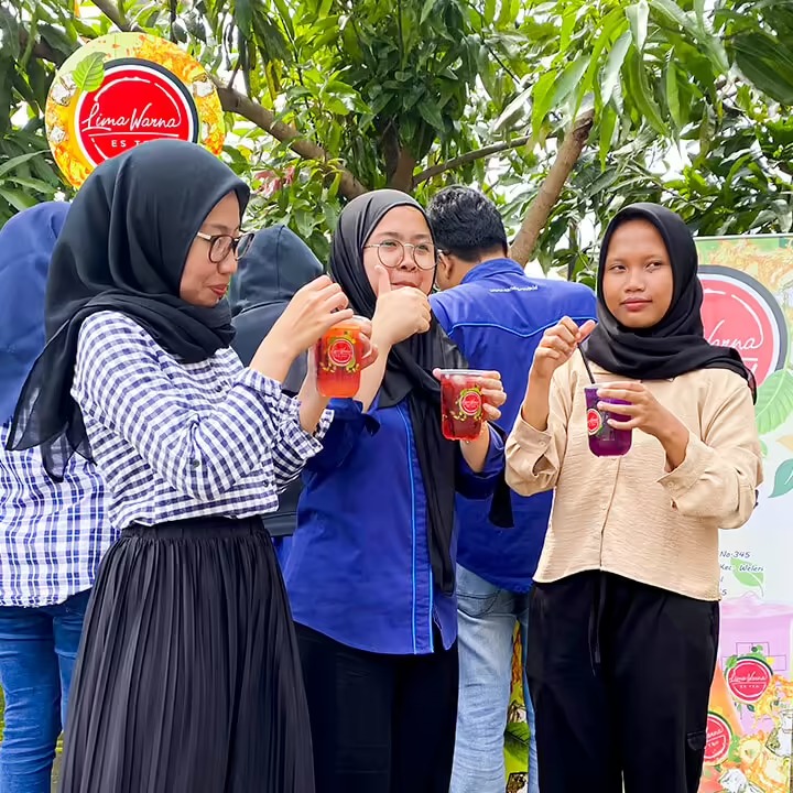 Lima Warna Bisnis Minuman Es Teh Dan Coklat Terlaris