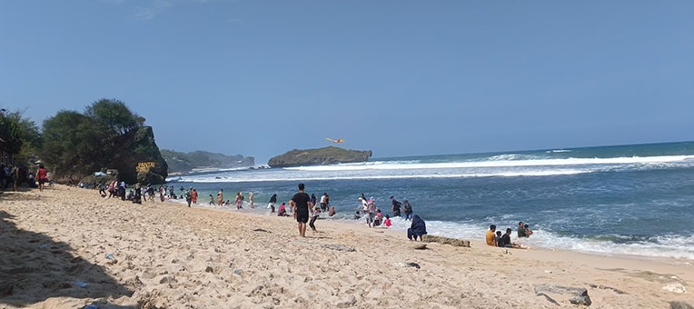 Pantai Slili