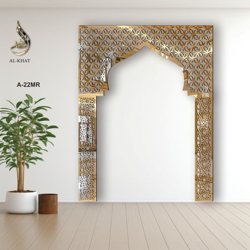 mihrab besar dengan ornament aestetic