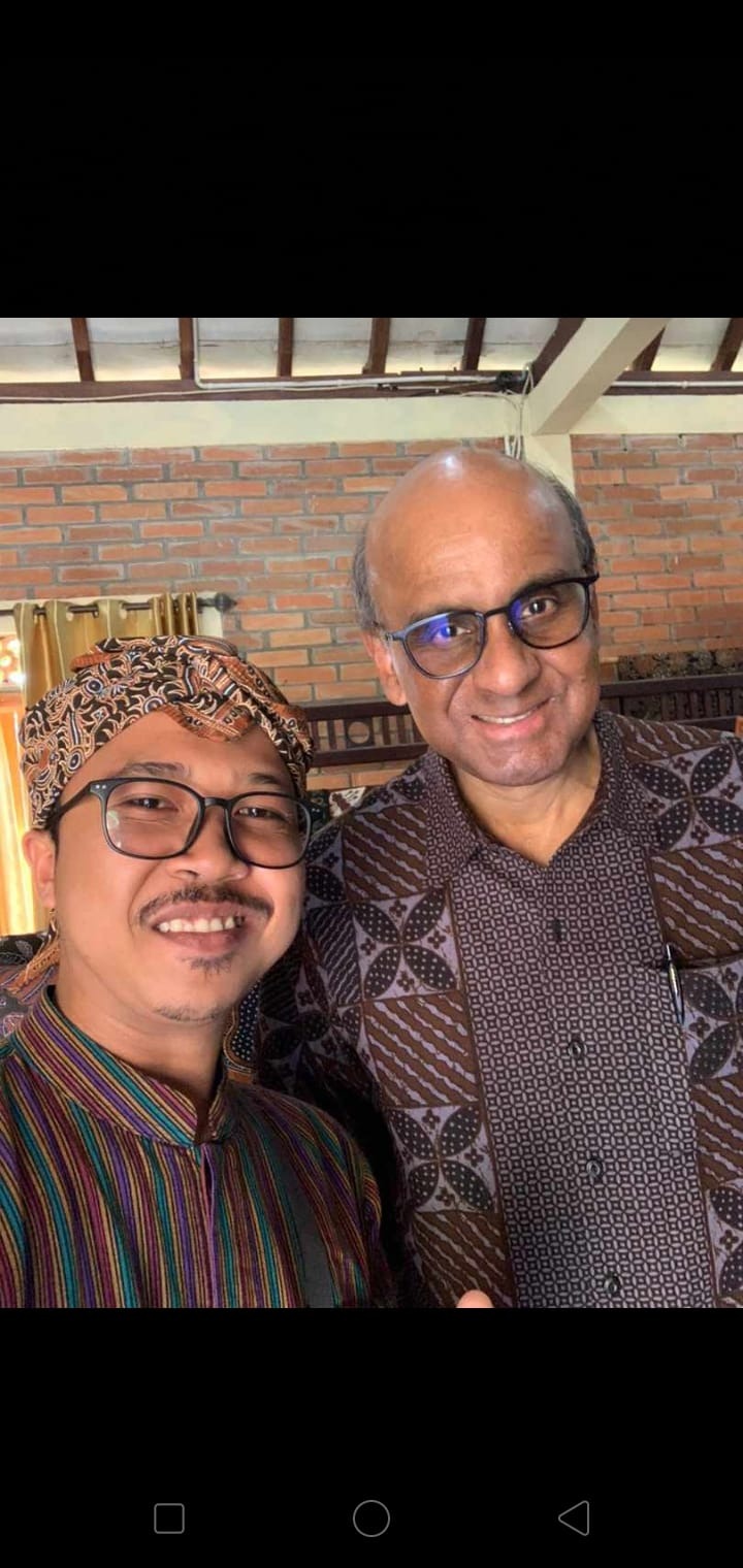 Memikat Hati Dunia: Keindahan Batik Giriloyo dan Kesan Mendalam dari Tharman Shanmugaratnam, Presiden Singapura