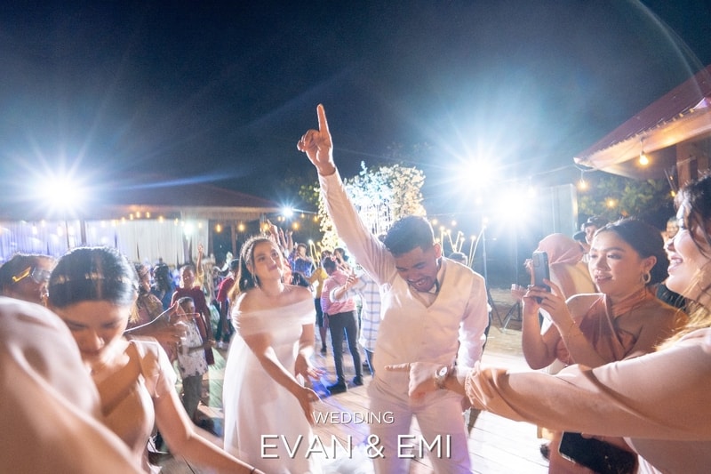 EVAN & EMI WEDDING