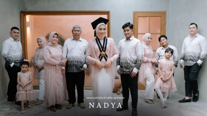 Nadya | Graduation