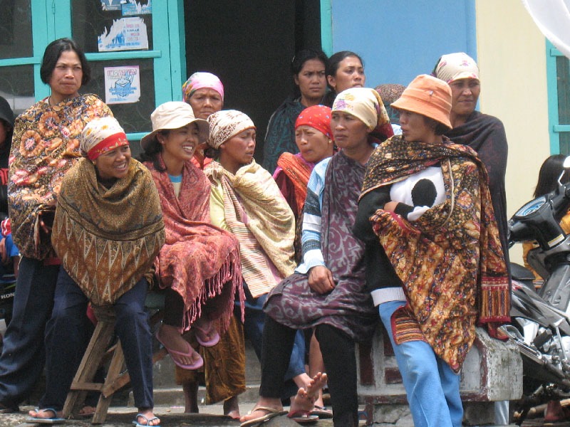 Mengenal Asal Usul dan Tradisi Suku Tengger