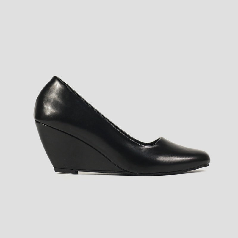 Sepatu Wanita Weges