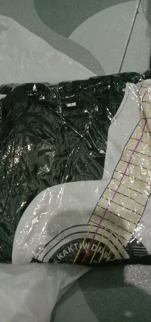 paketnya sudah sampai, terimakasih seller . ini setelan anaknya pas banget sama anaku dan bahan emang bener" premium beda dari yang lain😍