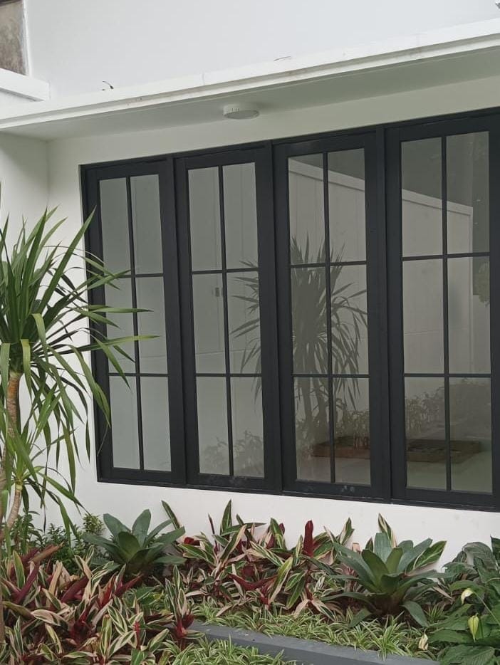 Alphamax ALP 5-SP Side Hung Panes