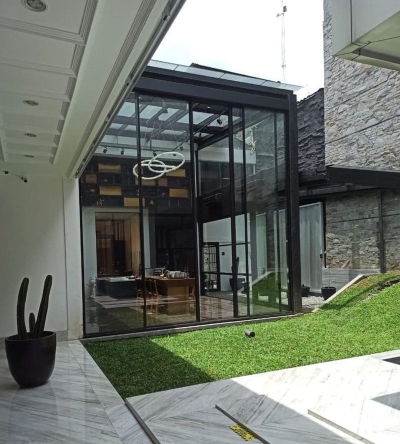 Jelajahi Showroom Alphamax : Inovasi Desain Aluminium di Seluruh Indonesia