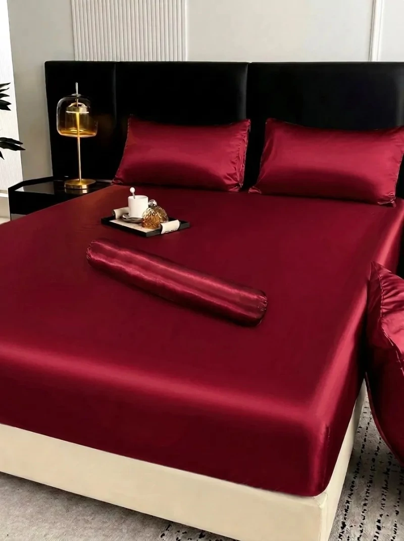 Cadar satin warna Red